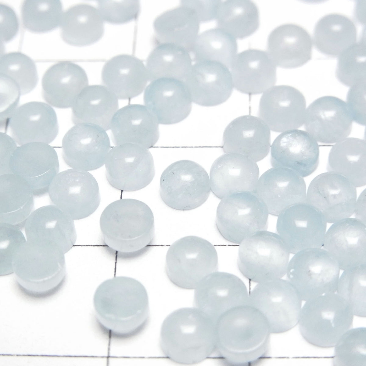 Aquamarine AA++ Round Cabochon 4x4mm 5pcs