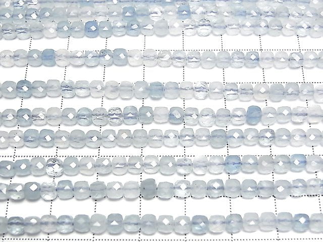 Hochwertig! Aquamarin AAA- Würfelform 4x4x4mm halb oder 1 Strang Perlen (ca. 15 Zoll/36 cm)