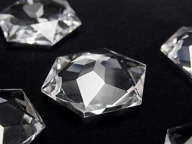 Hohe Qualität! Kristallquarz AAA Hexagramm 35x30mm Rückseitig facettiert 1 Stück