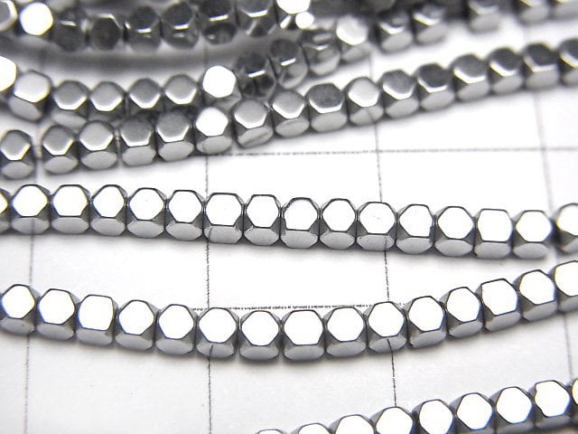 Hämatit Würfelform 2 x 2 mm x 2 mm Silberbeschichtung 1Strang Perlen (ca. 15 Zoll / 38 cm)