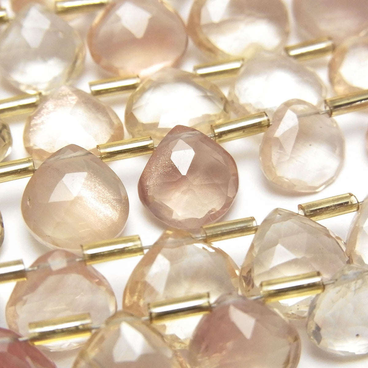 High Quality Oregon Sunstone AAA- Chestnut Faceted Briolette 1strand beads (aprx.7inch / 18cm)