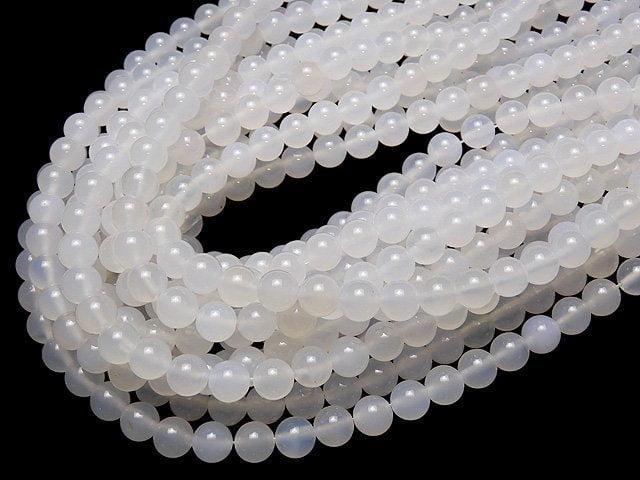 1Strang 5,79 $! Weiße Chalcedon AAA Runde 8mm 1Strang Perlen (ca. 15 Zoll / 37 cm)