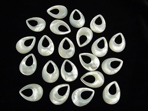 Hochwertige weiße Muschel (Silberlippen-Auster) AAA Donut Birnenform 25x18mm 1 Stück