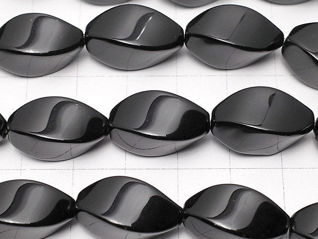 Onyx Rice 4Faceted Faceted Twist 20x10x10mm half or 1strand beads (aprx.15inch/36cm)