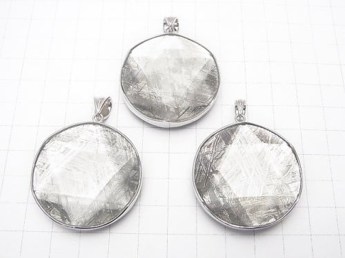 Meteoriten (Muonionalusta) Anhänger beidseitig poliert 37mm in Silber925