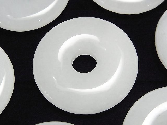 Weißer Jade Münze (Donut) 30x30mm 2 Stk