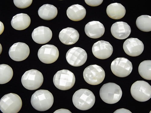 Hochwertige weiße Muschel (Silberlippen-Auster) AAA runder facettierter Cabochon 10x10x3mm 4 Stück