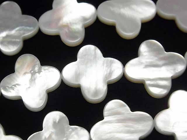 Nacre Blanche de Haute Qualité (Huître à lèvres argentées) Motif Fleur AAA 18x18mm 1/4 ou 1 fil de perles (env. 36cm/15pouces)