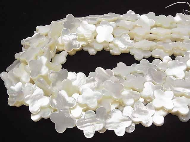 Nacre Blanche de Haute Qualité (Huître à lèvres argentées) Motif Fleur AAA 18x18mm 1/4 ou 1 fil de perles (env. 36cm/15pouces)