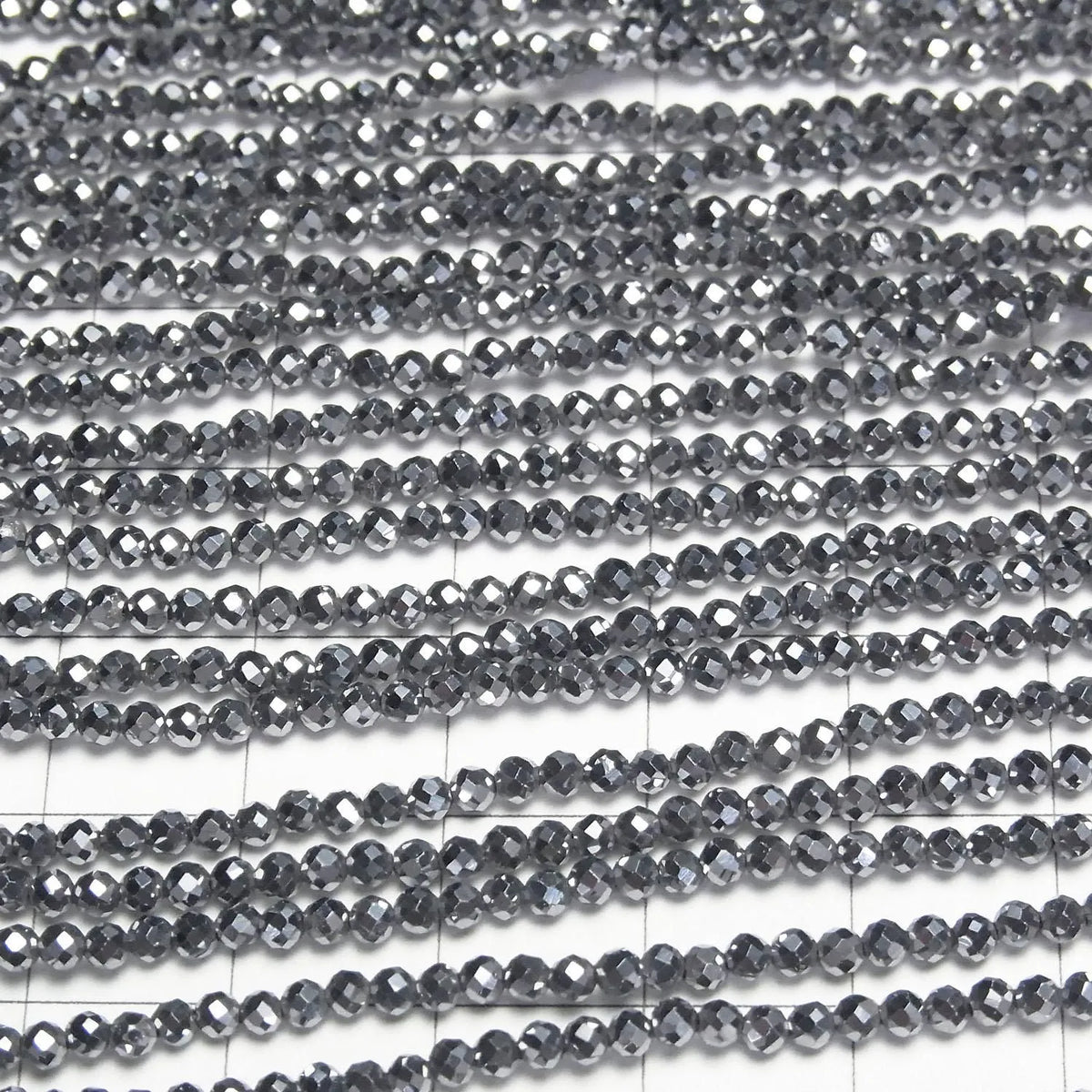 Haute Qualité ! 1 fil 8,79 $ ! Perles Terahertz rondes à facettes 2mm 1 fil (env. 15 pouces/37cm)