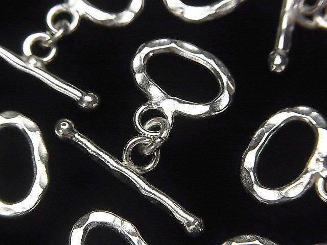 Karen Silver Oval Toggle Glasses with Hammered Finish, 15mm, 1 Pair