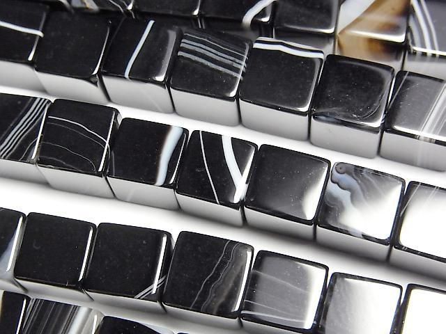 Gestreifter Onyx Würfel 8x8x8mm halb oder 1Strang Perlen (ca. 15 Zoll / 36 cm)