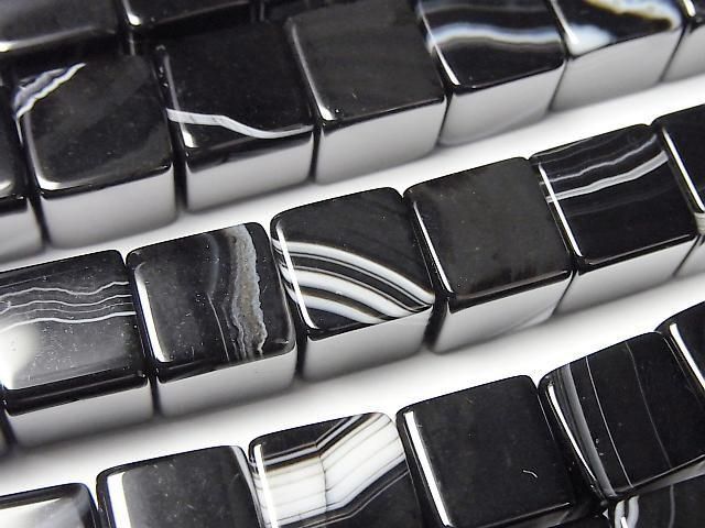 Gestreifter Onyx Würfel 10x10x10mm halb oder 1Strang Perlen (ca. 15 Zoll / 36 cm)