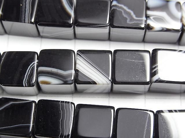 Gestreifter Onyx Würfel 10x10x10mm halb oder 1Strang Perlen (ca. 15 Zoll / 36 cm)
