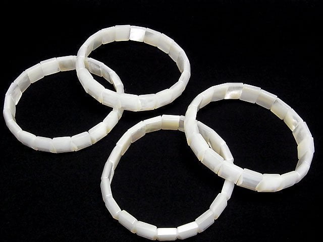 Hochwertige Weiße Muschel AAA 2 Löcher Facettierte Quadrat 10x10x4.5mm 1Strang Perlen (Bangle Armband)