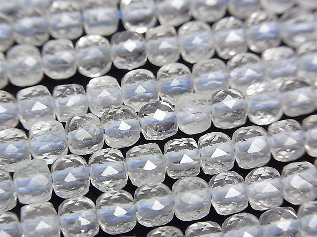 天然白色托帕石 AA++ 立方體形狀 4x4x4mm 半串或一串珠子 (約15英吋/37公分) 高品質!