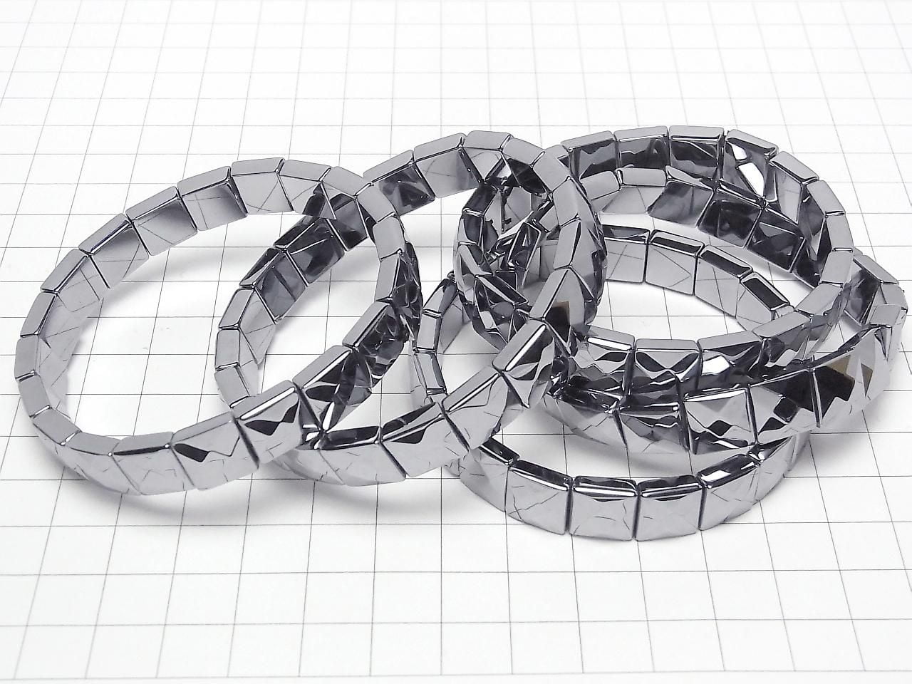 Terahertz 2-Hole Faceted Square 10x10x5mm 1-Strand (Bangle Bracelet)
