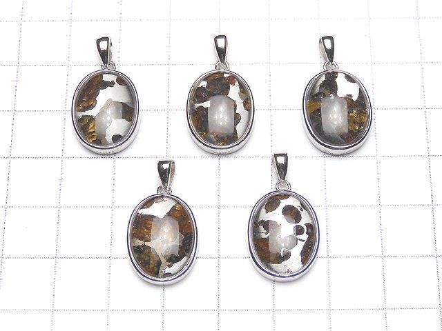 Kenyan Sericho Pallasite Meteorite Oval Pendant 18x14mm Silver925
