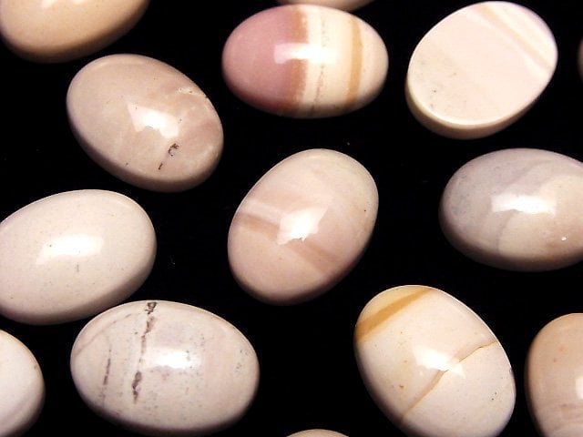 Australischer rosa Opal AAA- Oval-Cabochon 18x13mm 2 Stück