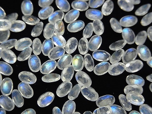 Hochwertiger Regenbogen-Moonstone AAA- Ungebohrt Oval Facettiert 6x4x2,5mm 5 Stück