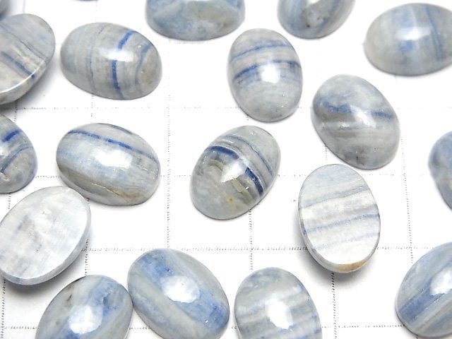 Blauer Scheelit Oval Cabochon 14x10mm 2Stk
