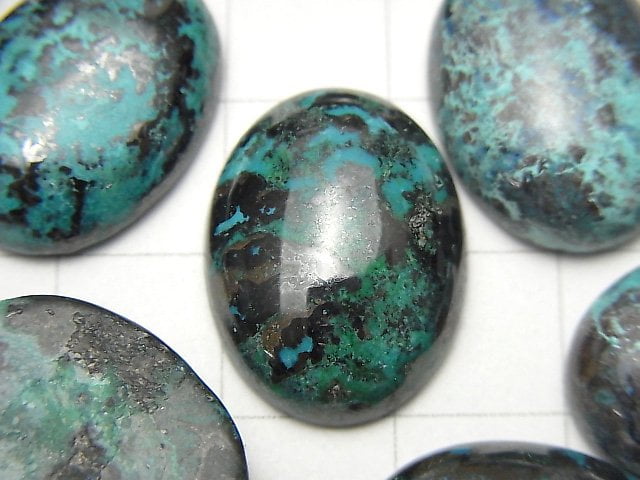 矽孔雀石 AAA 橢圓形素面蛋面 20x15公釐 1顆
