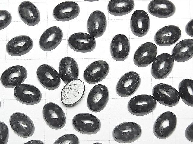 Burma Schwarzer Jadeit AAA- Oval Cabochon 14x10mm 1Stk