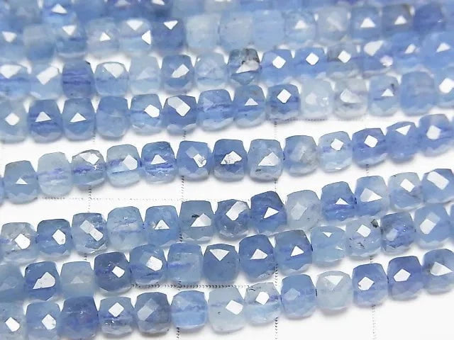 高品質!深海藍寶石 AA++ 立方體形 4x4x4mm 半串或 1 串珠子 (約 15 英寸/37 公分)