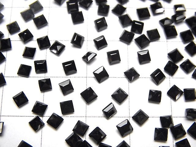 Hochwertiger schwarzer Spinell AAA Lose Stein Quadrat Facettiert 3x3mm 10 Stück