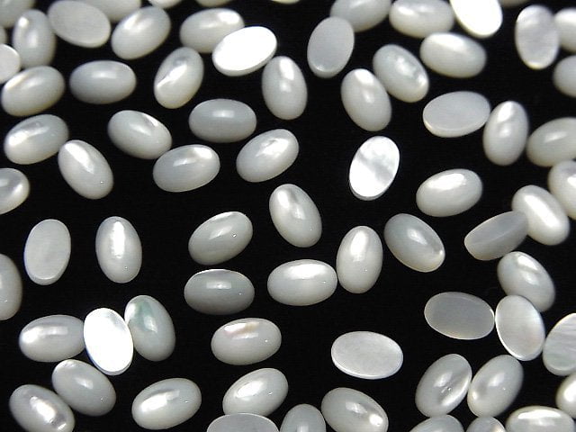 Hochwertige weiße Muschel (Silberlippen-Auster) AAA Oval Cabochon 6x4mm 5 Stück