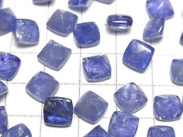 Hochwertiger Tansanit AAA- Sugarloaf Cut 8x8mm 1 Stück
