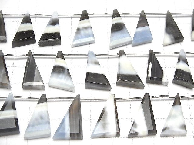 Strip blue opal AAA- Flat Triangle 1strand beads (8pcs )