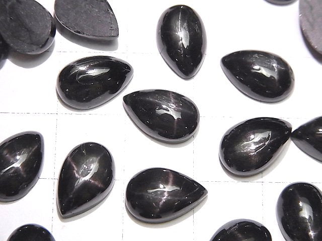 Schwarzer Stern Diopsid Tropfenform Cabochon 12x8mm 3 Stück