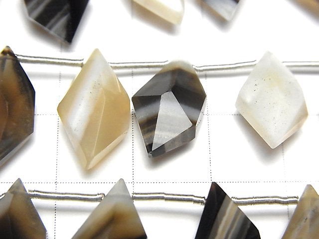 Black Stripe Agate AAA Spindle Cut 1strand (9pcs)