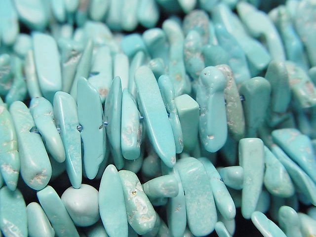 Arizona Sleeping Beauty Turquoise Chips (Small Nugget) half or 1strand (Approx 36mm)