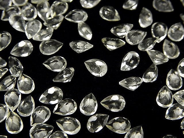 Hochwertiges libysches Wüstenglas AAA lose Stein tropfenförmig facettiert 6x4mm 2 Stück
