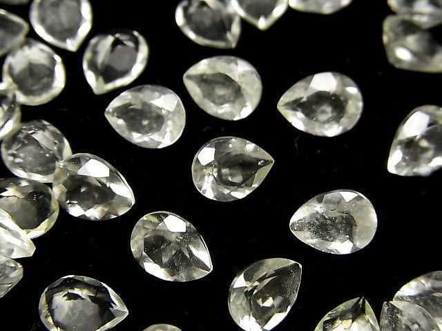 Hochwertiges libysches Wüstenglas AAA lose Stein tropfenförmig facettiert 8x6mm 1 Stück