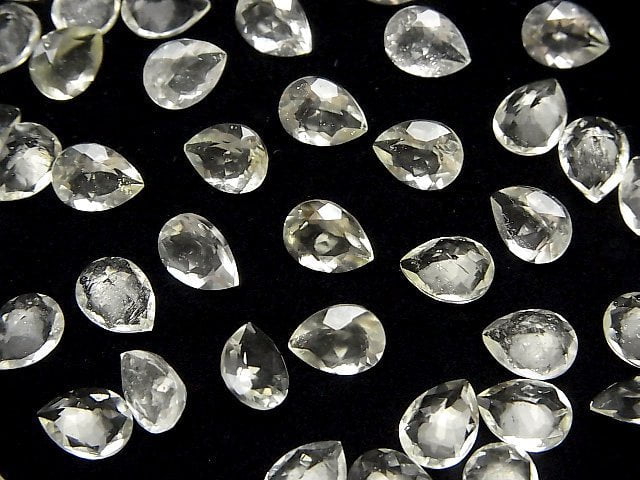 Hochwertiges libysches Wüstenglas AAA lose Stein tropfenförmig facettiert 8x6mm 1 Stück