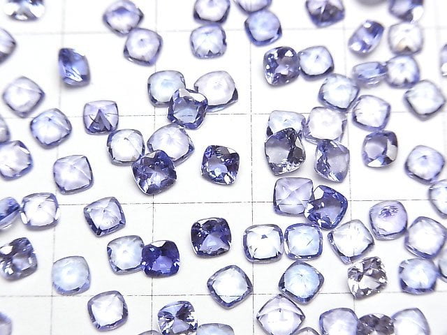 Hochwertiger Tansanit AAA- loser Stein quadratisch facettiert 4x4mm 2 Stück