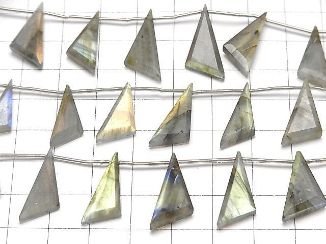 High Quality Labradorite AA++ Flat Triangle 1strand beads (8pcs )