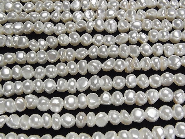 Muschelperle Weiße Kartoffel - Barock 6-7mm 1 Strang Perlen (ca. 38 cm)