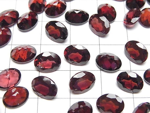 Hochwertiger Mosambik Granat AAA- lose Stein oval facettiert 9x7mm 3 Stück