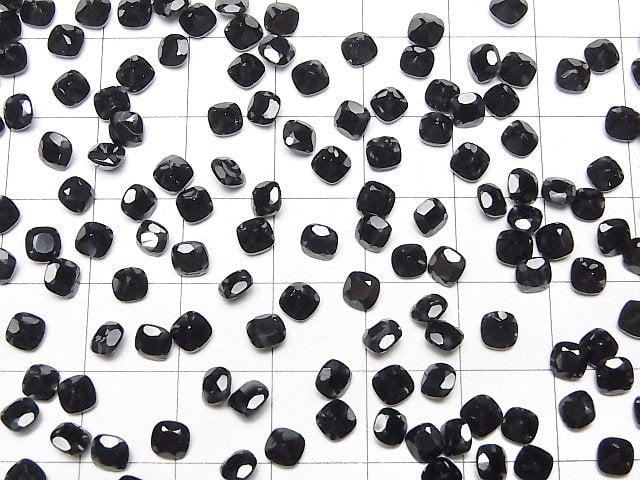 Hochwertiger schwarzer Spinell AAA lose Stein quadratisch facettiert 4x4mm 10 Stück