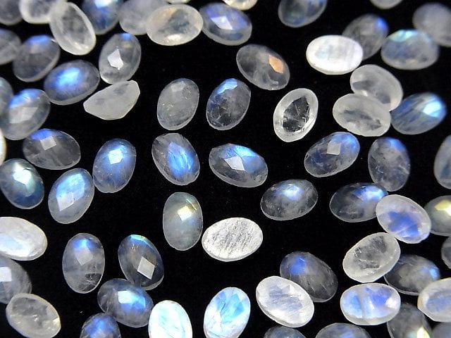Hochwertiger Regenbogen-Mondstein AAA- oval facettierter Cabochon 6x4mm 5 Stück