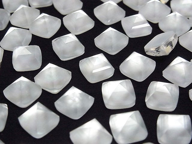 Weißes Muschel x Kristall AAA Zuckerlaib Schnitt 10x10mm 2 Stück
