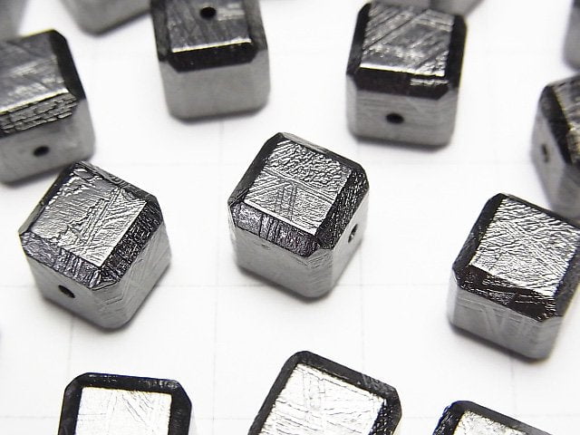 隕石 (Muonionalusta) 方塊 6mm,8mm,10mm 黑色 NO.1 1顆