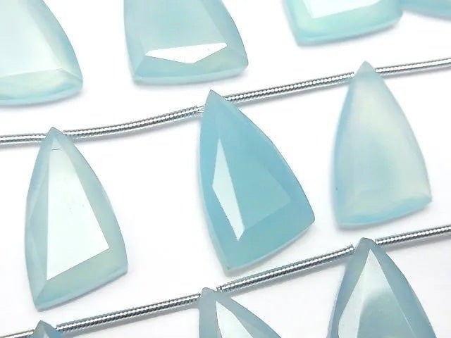 High Quality Sea Blue Chalcedony AAA- Flat Triangle half or 1strand beads (8pcs)