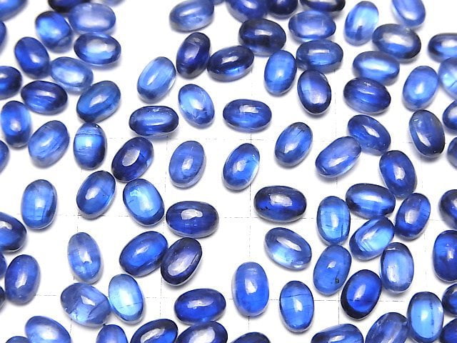 Hochwertiger Kyanit AAA- Oval Cabochon 6x4mm 3 Stück