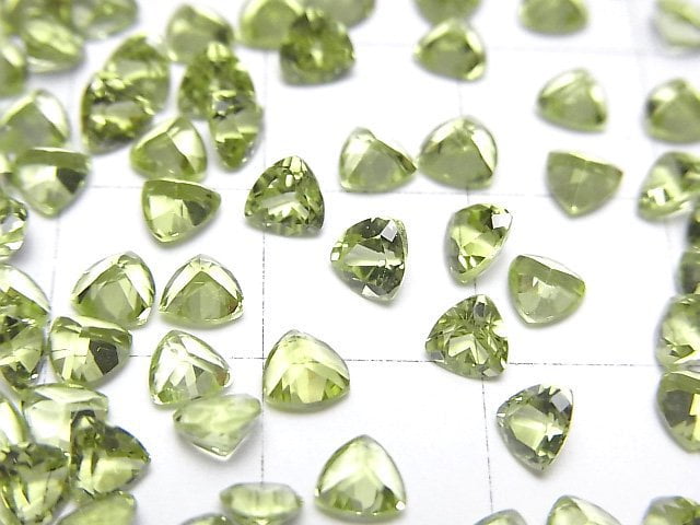 高品質橄欖石 AAA 裸石 三角刻面 4x4mm 10顆