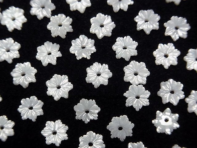 Hochwertige Weiße Muschel (Silberlippen-Auster) AAA Blume 6mm Zentrum Loch 4Stück